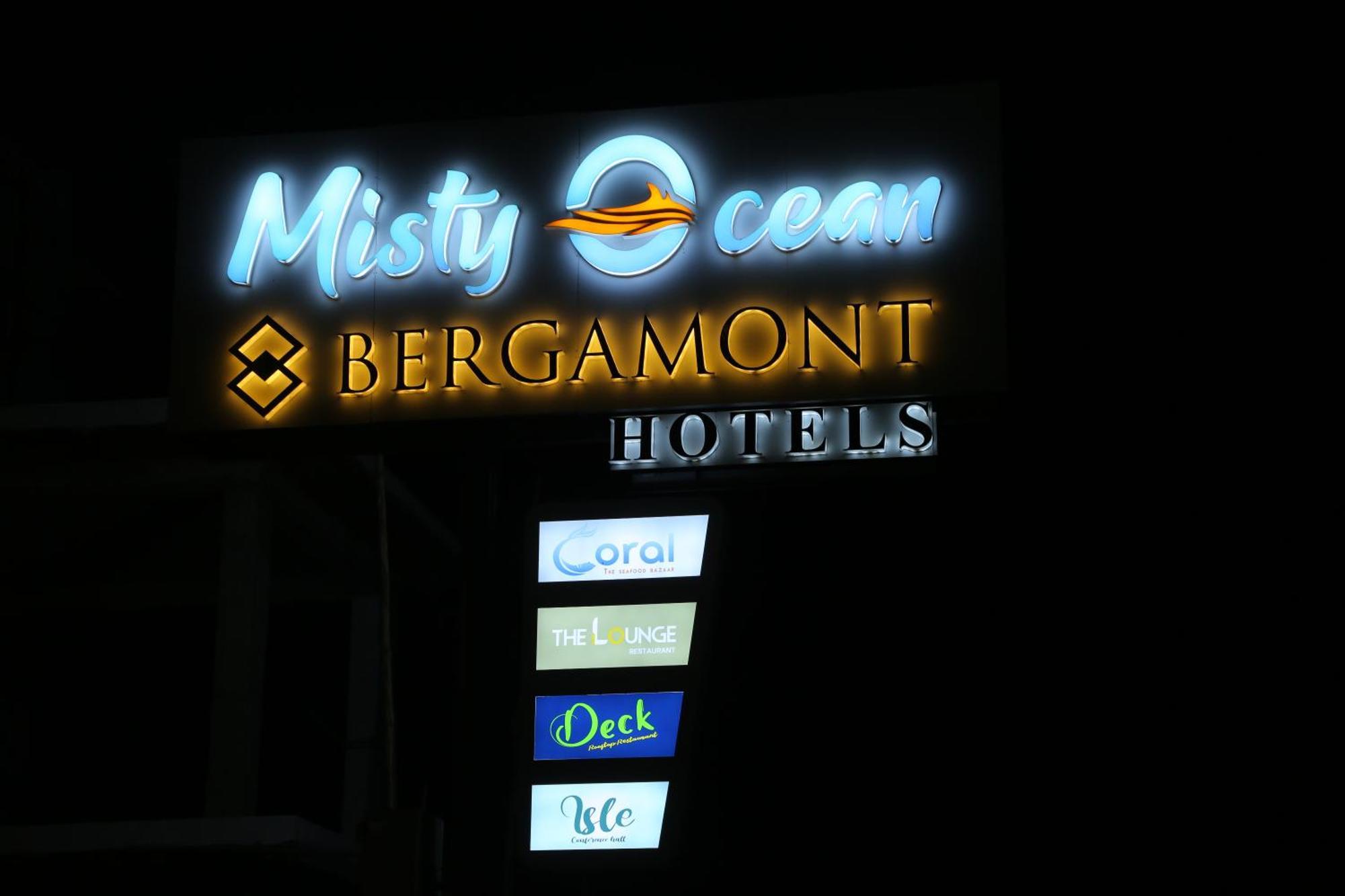 Misty Ocean - A Bergamont Group Of Hotel Kuilapalayam 外观 照片